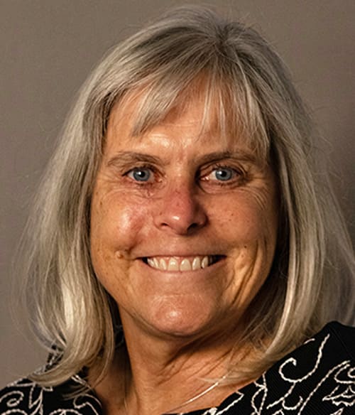 Dr. Julie Martin, Englewood Veterinary Cardiologist